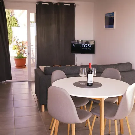 Ventoso , Modern Rustic Apartment