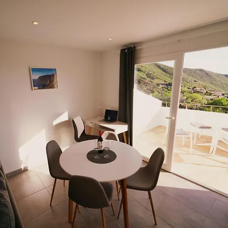 Ventoso , Modern Rustic Apartmán