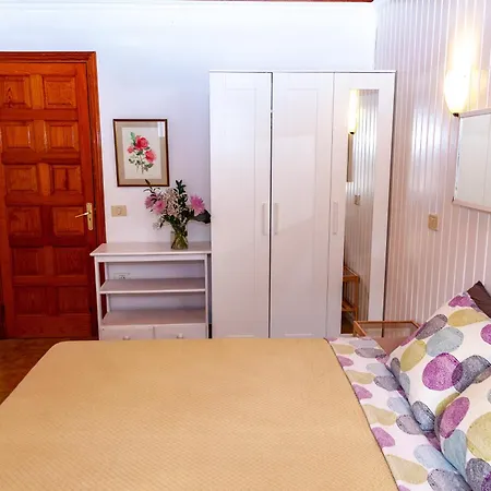Ventoso , Modern Rustic Apartment *