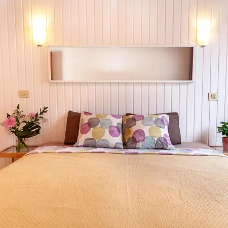 Ventoso , Modern Rustic