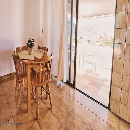 Ventoso , Modern Rustic Apartmán